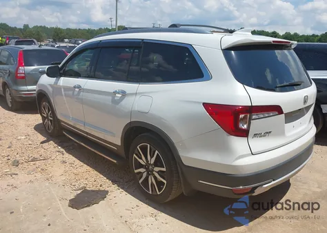 2022 Honda Pilot 2Wd Touring 8 Passenger z USA, uszkodzony, nr VIN 5FNYF5H96NB004676